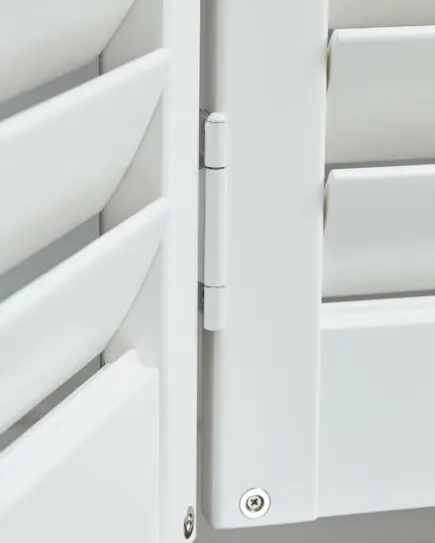 Shutter panel magnets