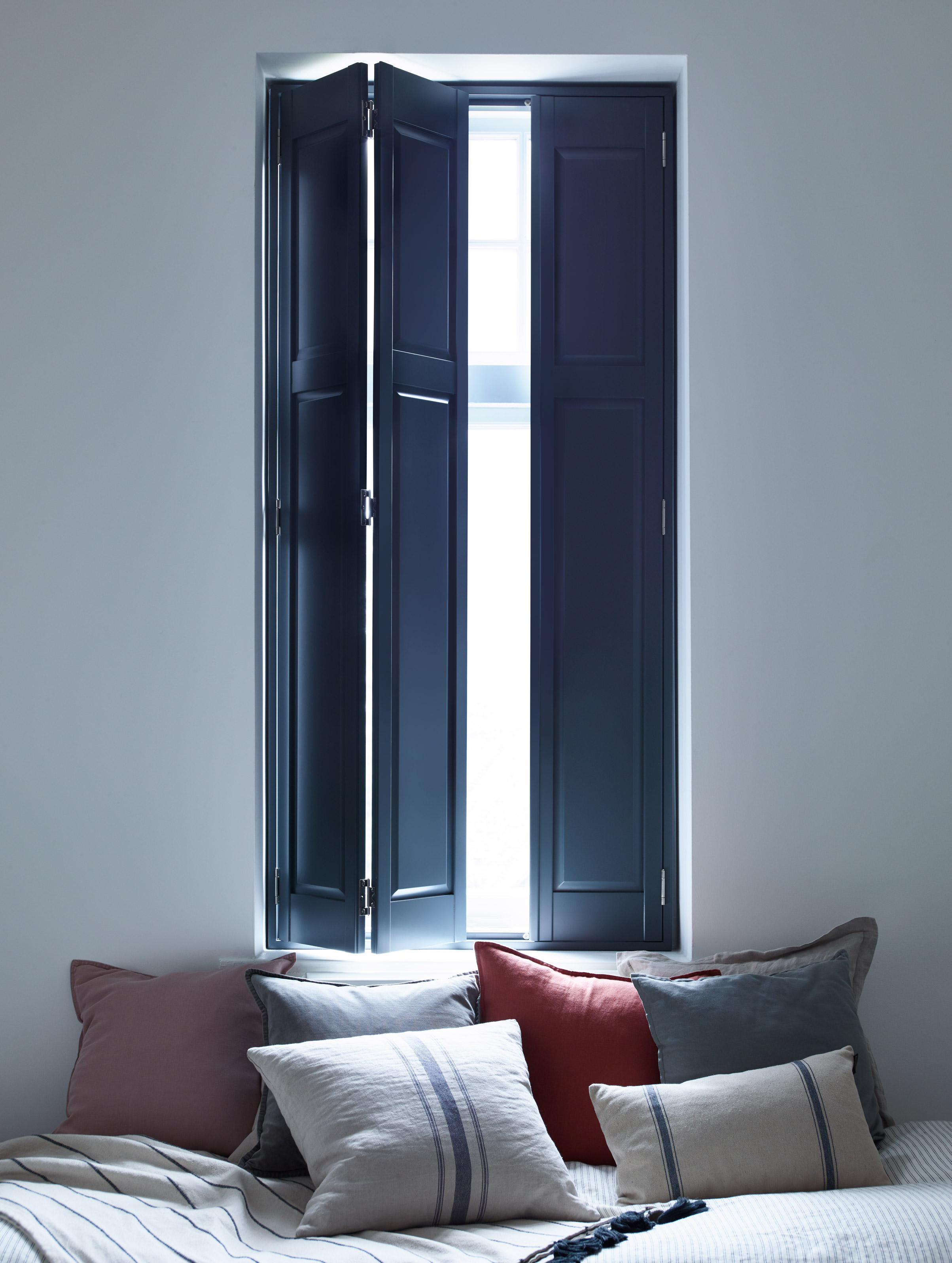 Blue Full solid raised poplar wood shutters for bedroom