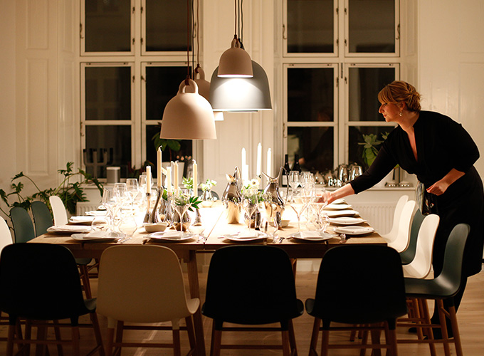 Low-hanging lighting in dining room