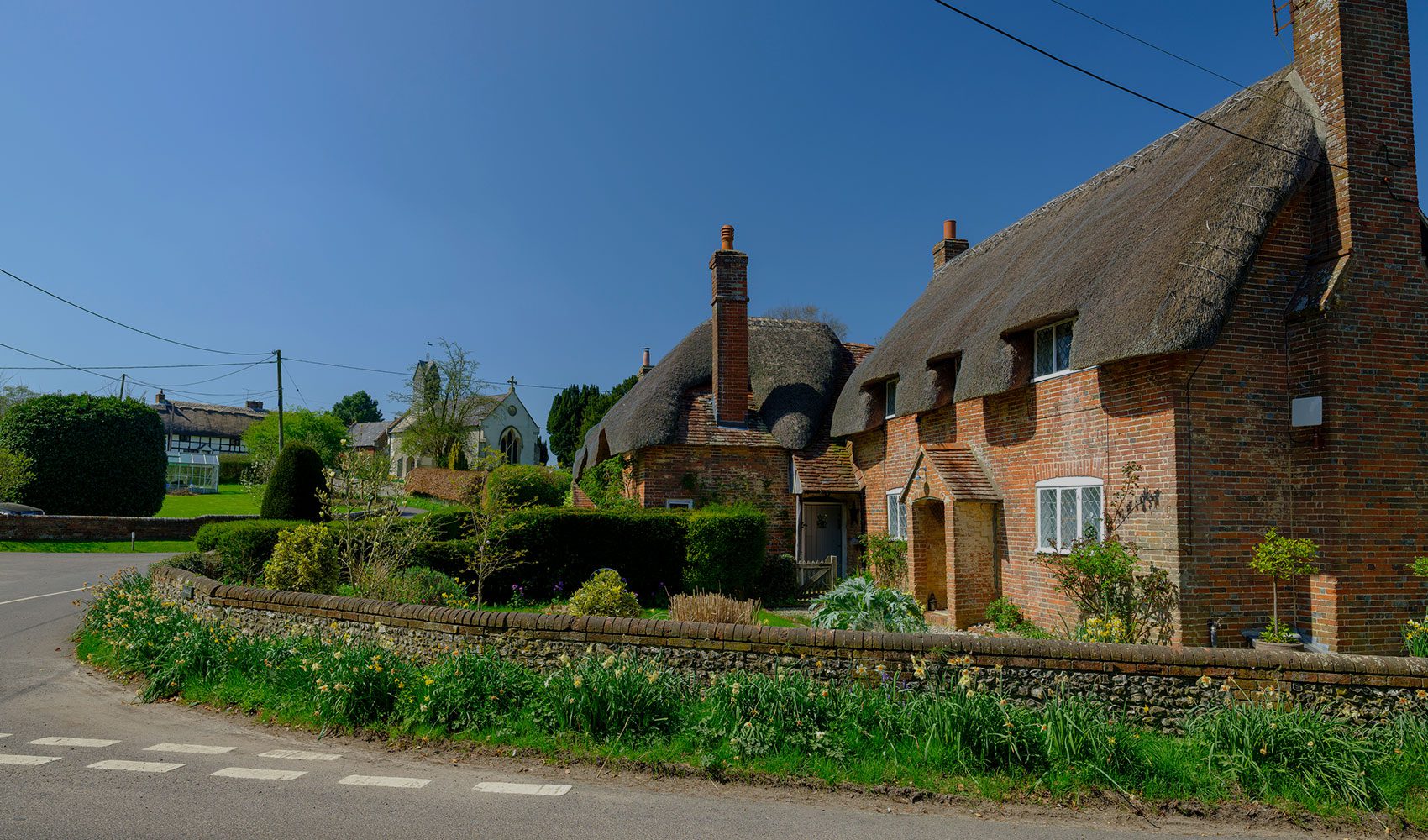 Thatched roof houses in Hampshire