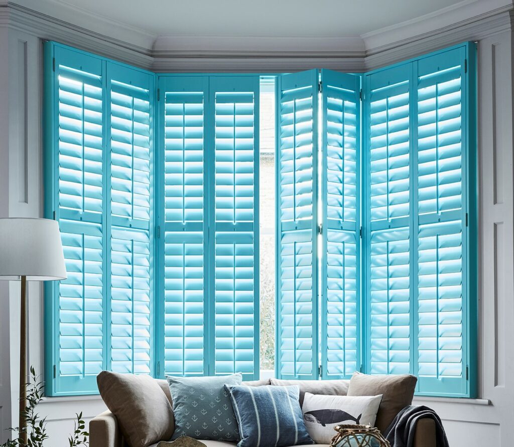 Blue shutters with central tilt rods